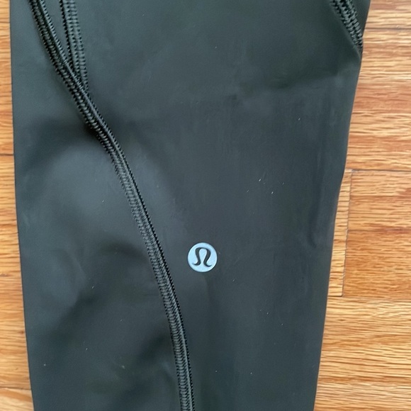 Lululemon Speed Up Tight *Full-On Luxtreme 28" Inseam Dark Olive Size 6 A5 - Picture 8 of 11